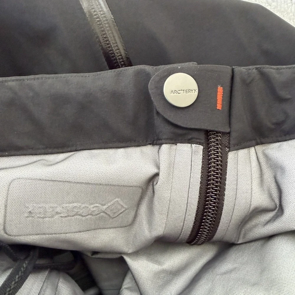 ARC'TERYX Beta Pants Men's XL Black GoreTex Nylon Lightweight‎ Shell Hiking EUC